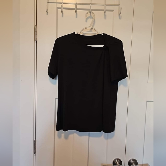 Lululemon - twist tie tee - Picture 1 of 1